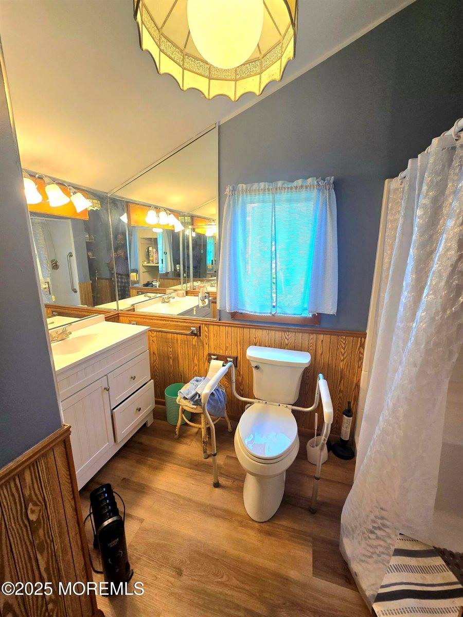 647 East Bay Avenue, Barnegat, NJ 08005