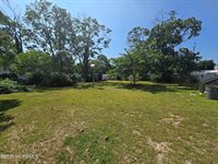 647 East Bay Avenue, Barnegat, NJ 08005