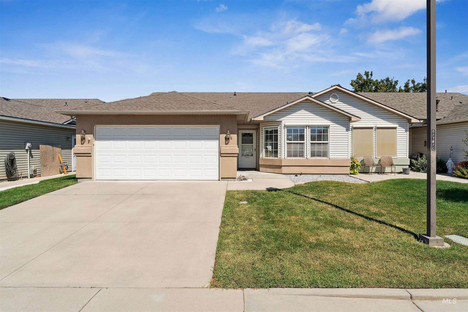 256 East Carmel Dr, Meridian, ID 83646