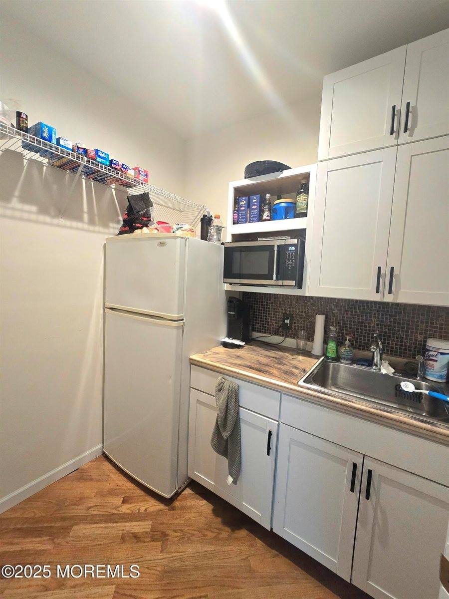 64 South Hope Chapel Road, Jackson, NJ 08527