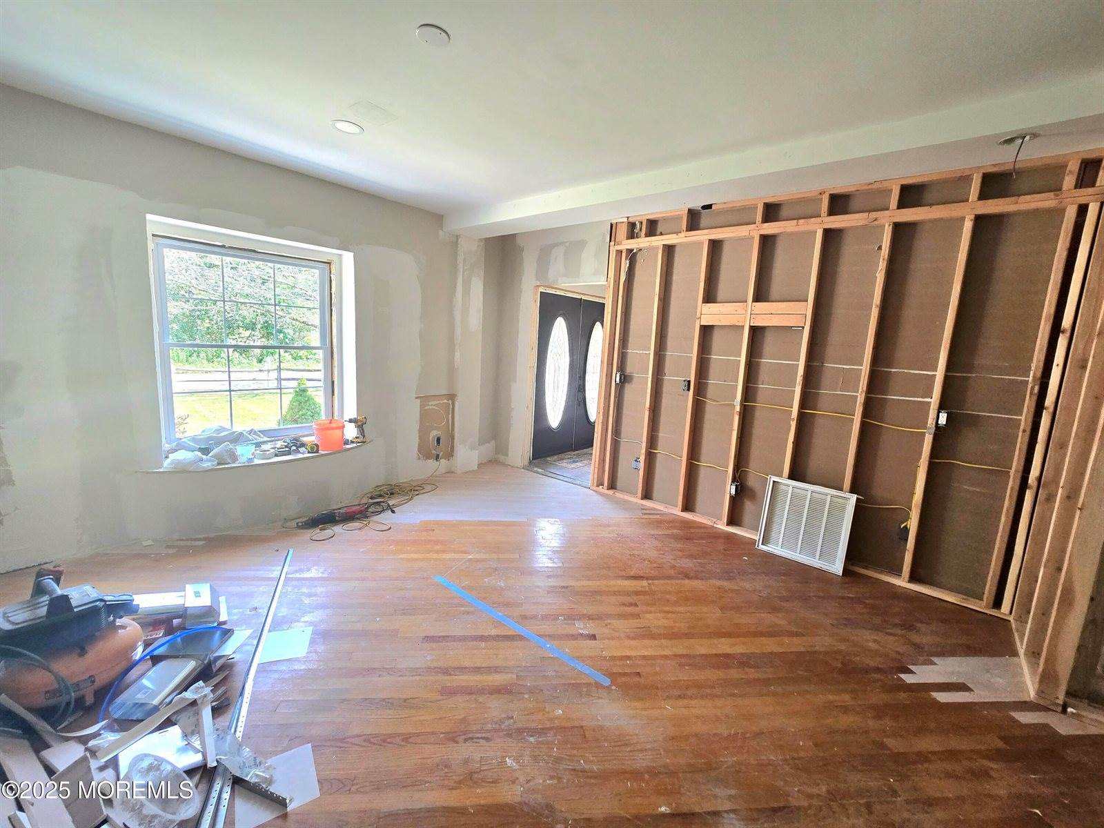 64 South Hope Chapel Road, Jackson, NJ 08527