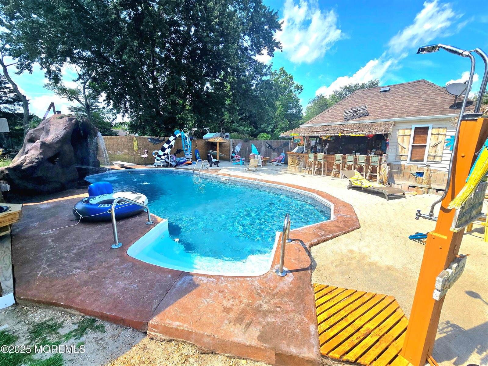 64 South Hope Chapel Road, Jackson, NJ 08527