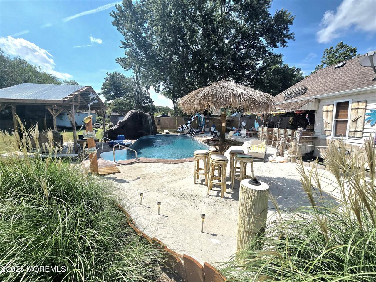 64 South Hope Chapel Road, Jackson, NJ 08527