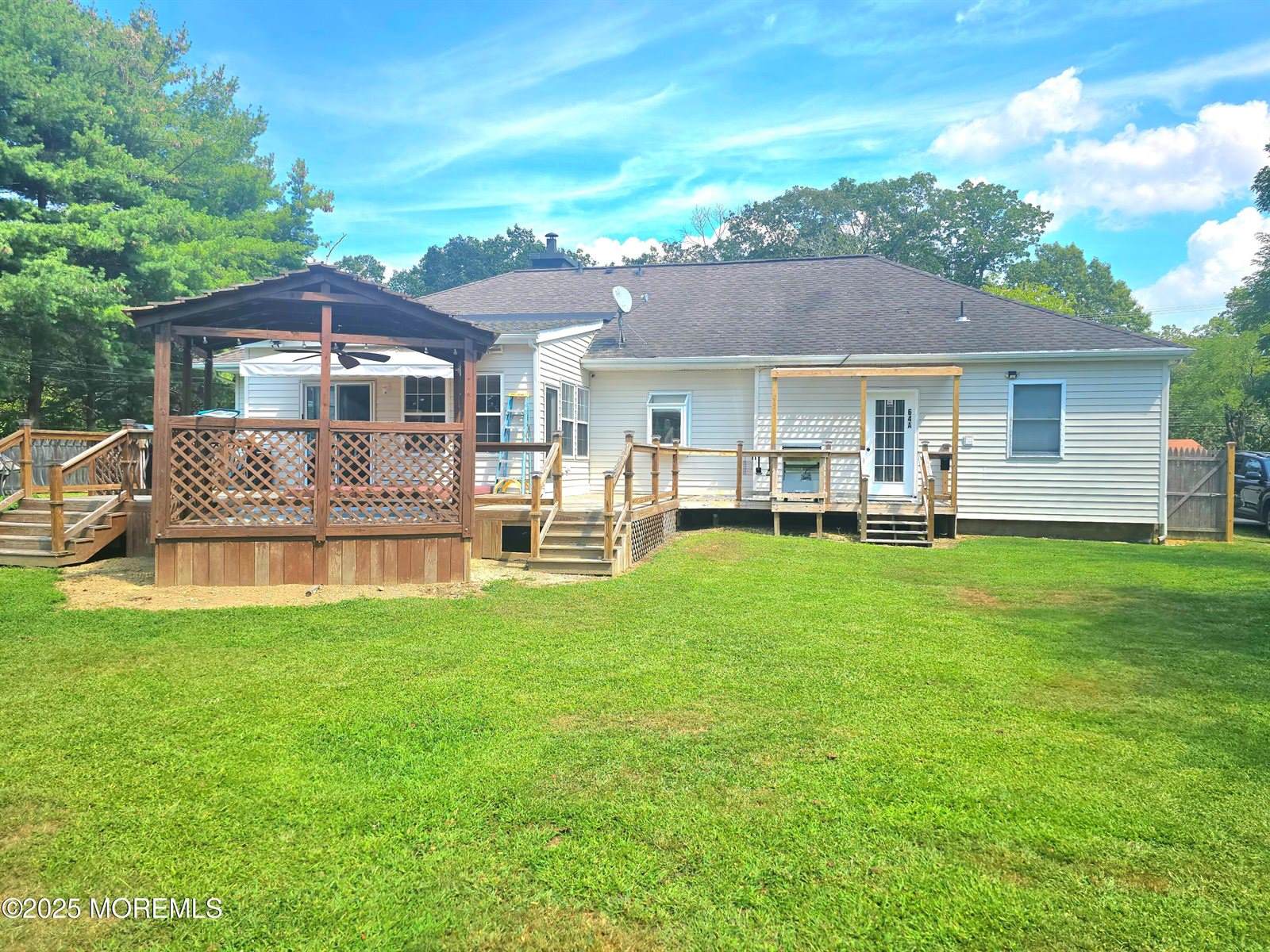 64 South Hope Chapel Road, Jackson, NJ 08527