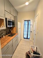 64 South Hope Chapel Road, Jackson, NJ 08527