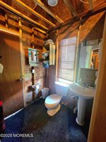 64 South Hope Chapel Road, Jackson, NJ 08527