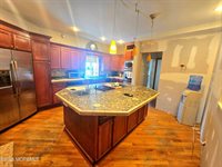 64 South Hope Chapel Road, Jackson, NJ 08527