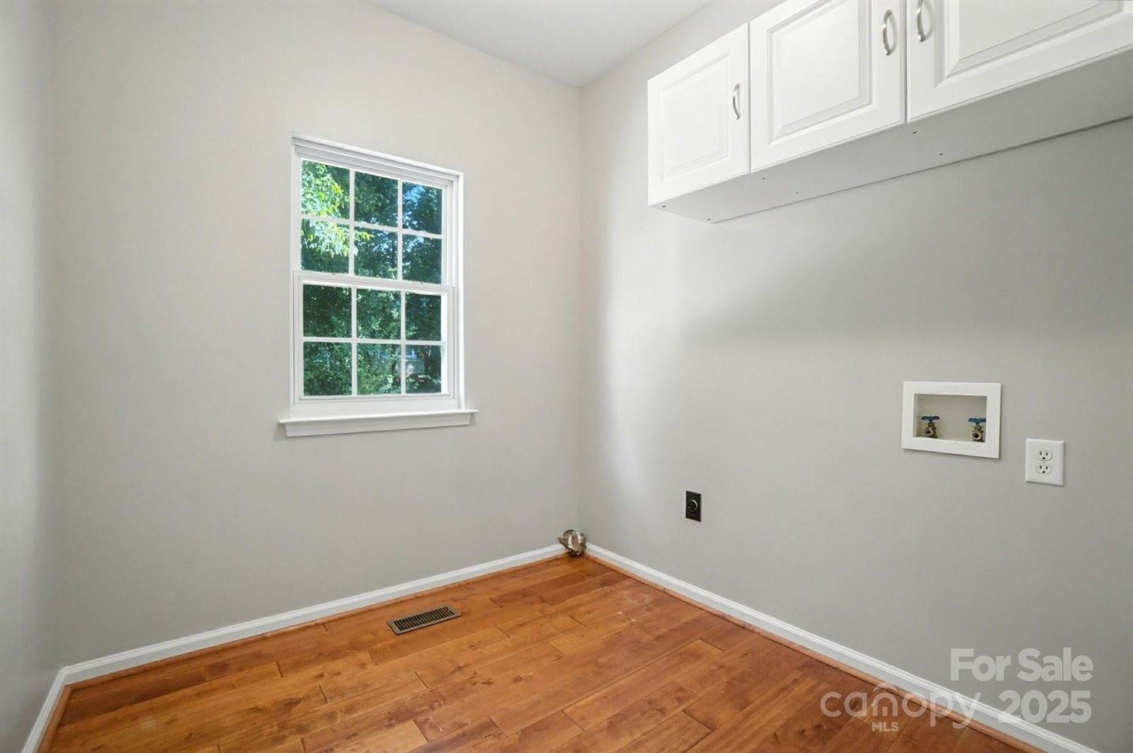 9709 Mitchell Glen Drive, Charlotte, NC 28277