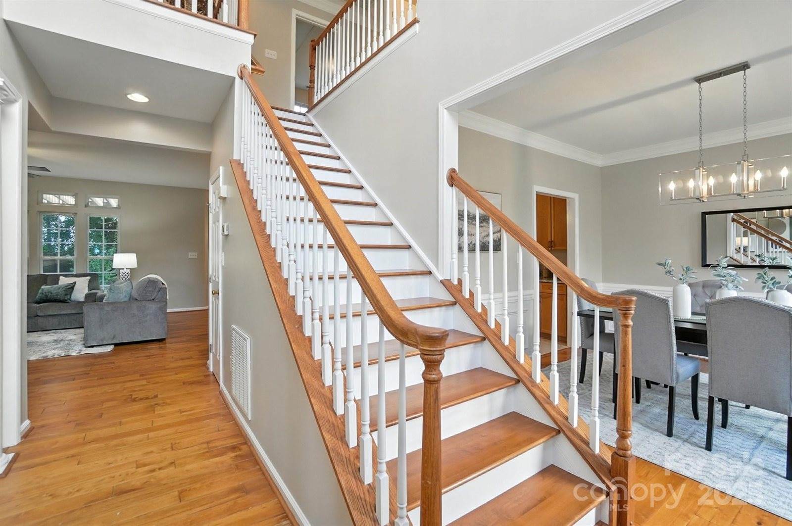 9709 Mitchell Glen Drive, Charlotte, NC 28277