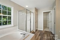 9709 Mitchell Glen Drive, Charlotte, NC 28277