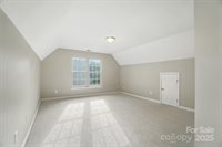 9709 Mitchell Glen Drive, Charlotte, NC 28277