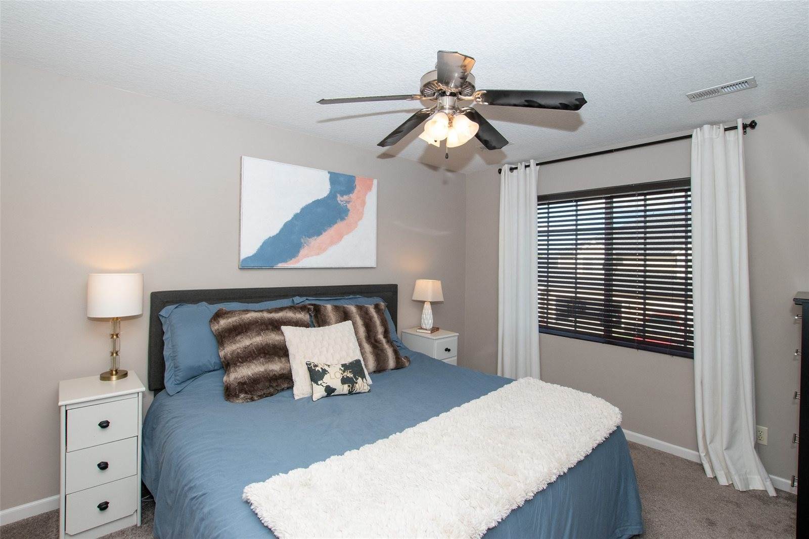 692 SE Williams Court, Waukee, IA 50263