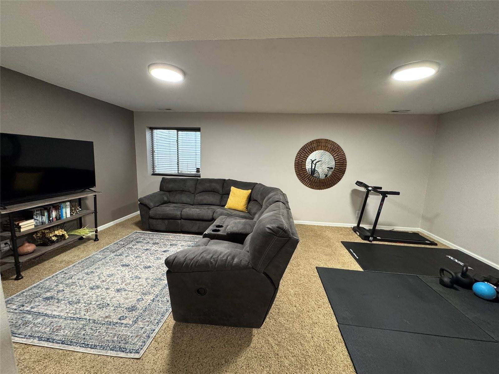 692 SE Williams Court, Waukee, IA 50263