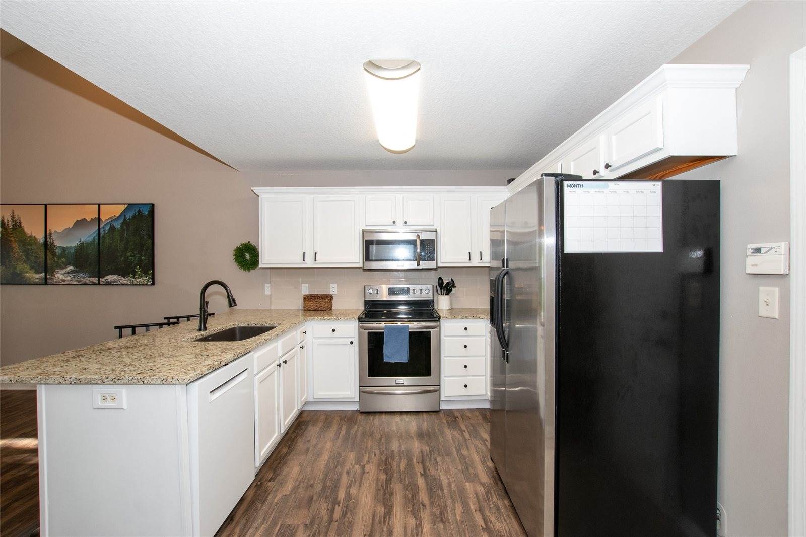 692 SE Williams Court, Waukee, IA 50263