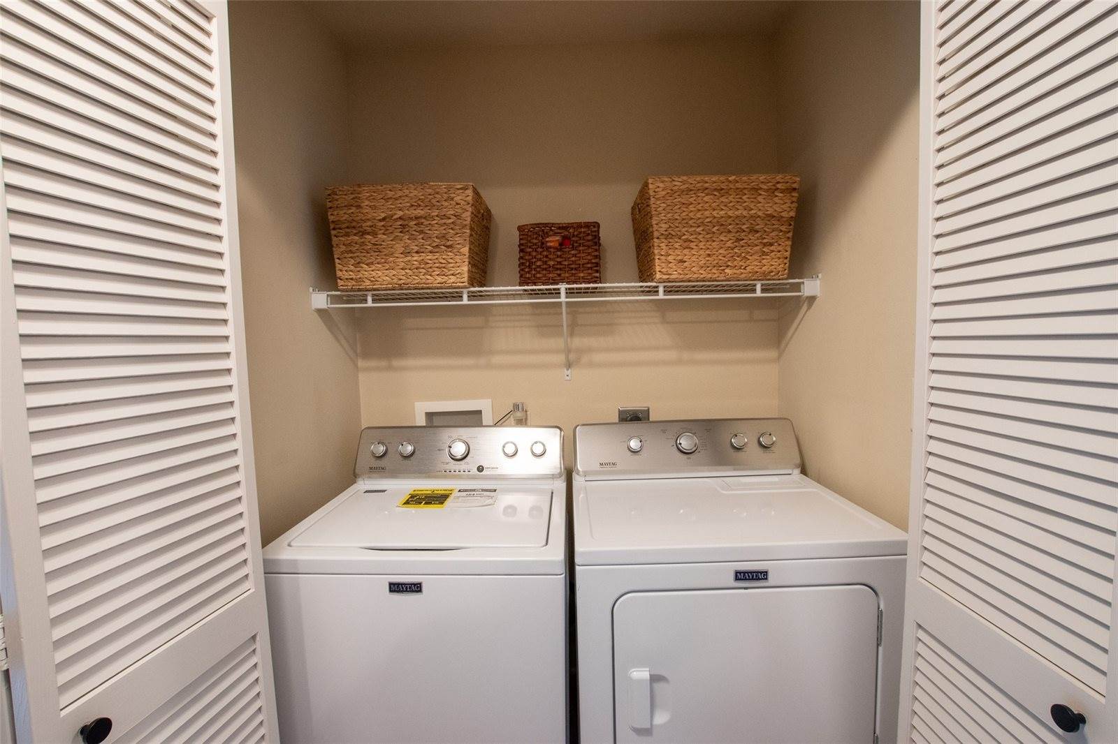 692 SE Williams Court, Waukee, IA 50263