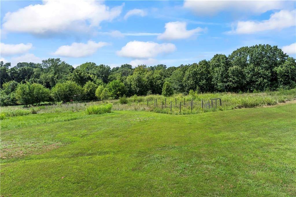 520 South 98th Street, Edwardsville, KS 66111