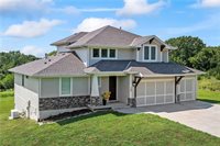 520 South 98th Street, Edwardsville, KS 66111