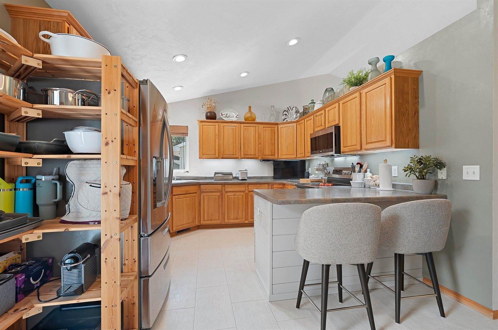 2339 Deer Prairie Drive, Neenah, WI 54956