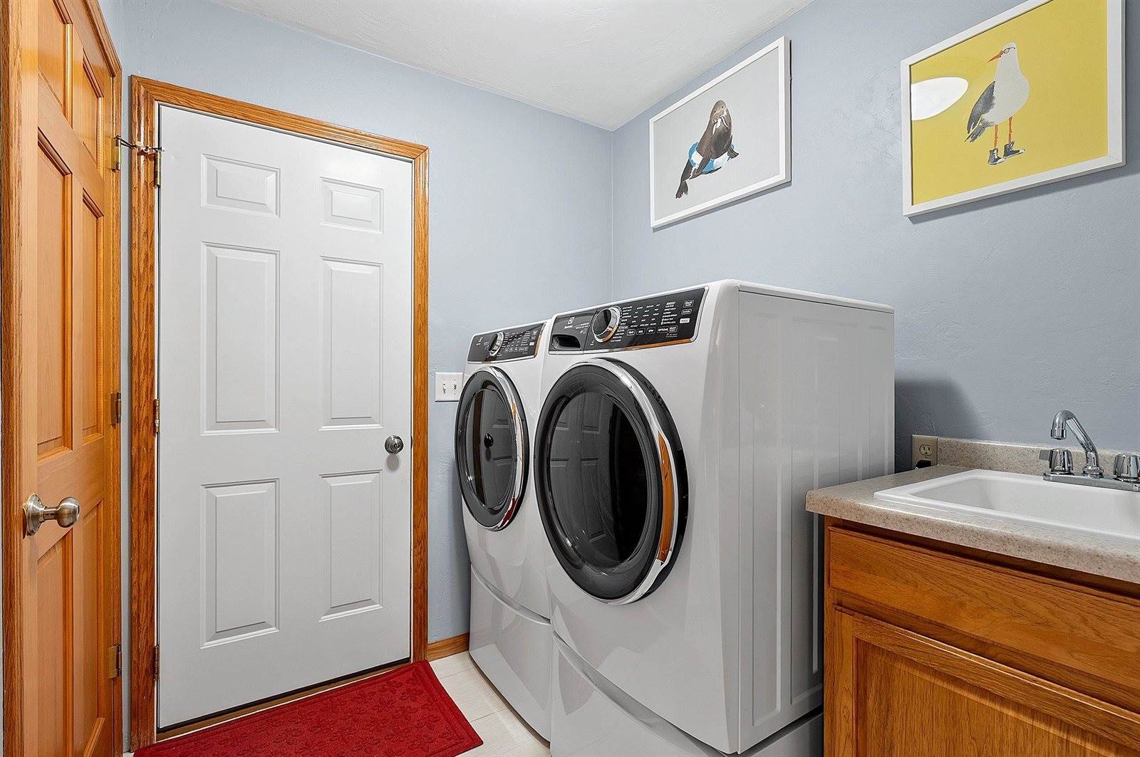 2339 Deer Prairie Drive, Neenah, WI 54956