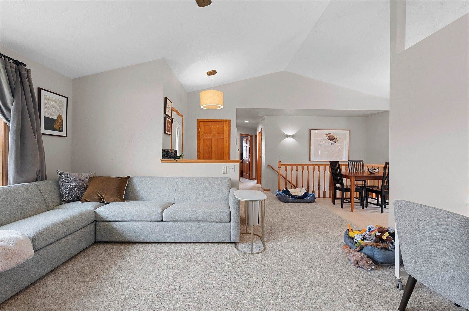 2339 Deer Prairie Drive, Neenah, WI 54956