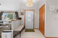 2339 Deer Prairie Drive, Neenah, WI 54956