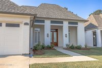 222 Treescape Drive, Lafayette, LA 70508