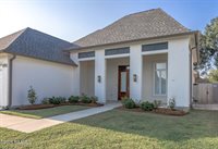 222 Treescape Drive, Lafayette, LA 70508