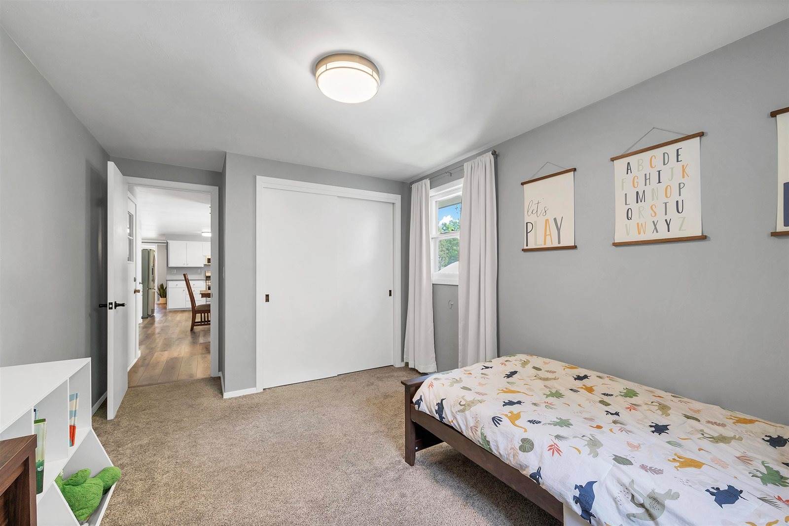 413 Allouez Avenue, Green Bay, WI 54301