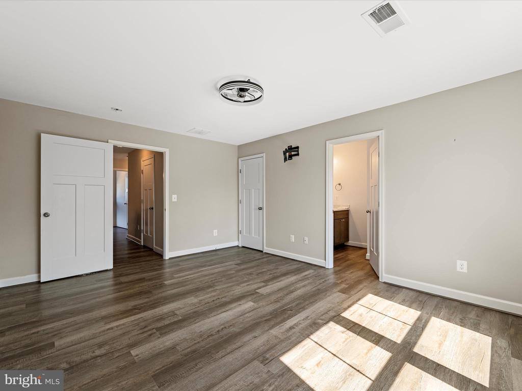 104 Stella Court, Stephens City, VA 22655