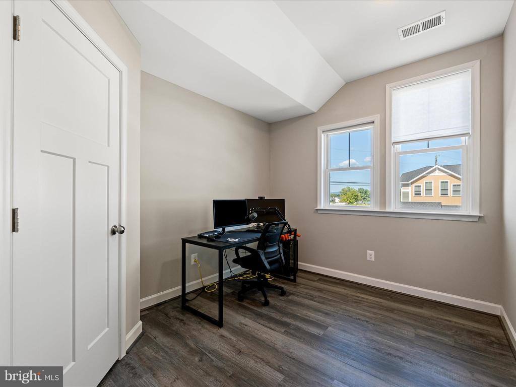 104 Stella Court, Stephens City, VA 22655