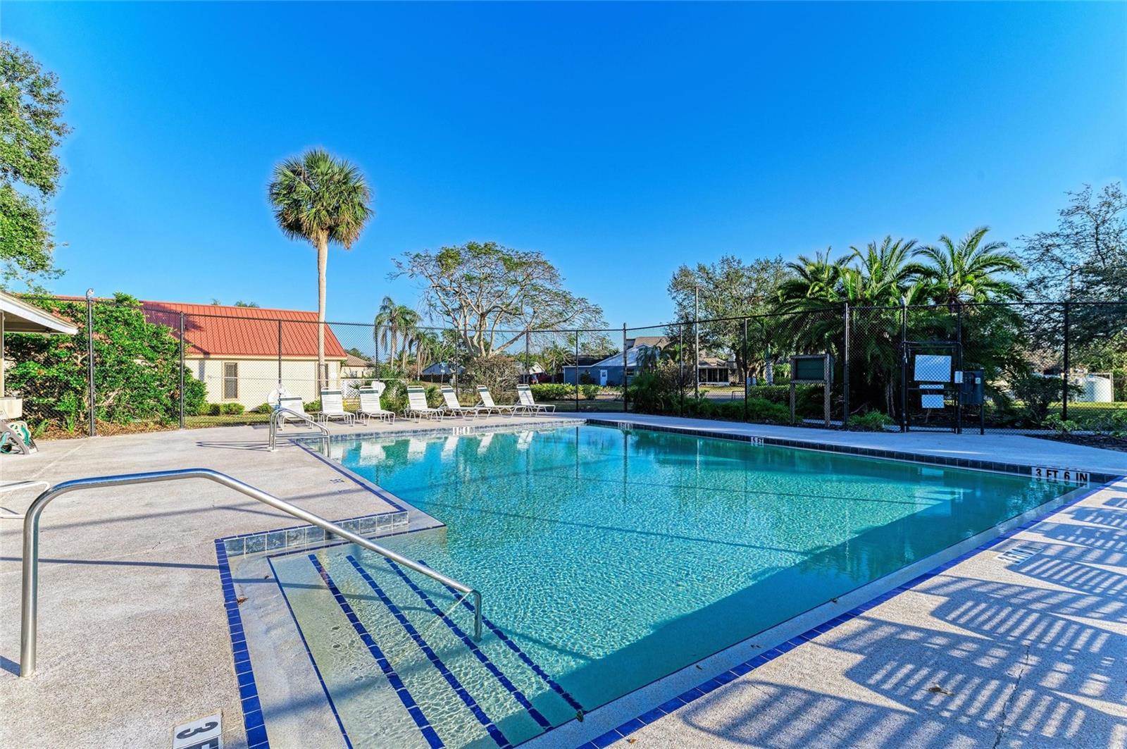 4920 82ND Place East, Sarasota, FL 34243