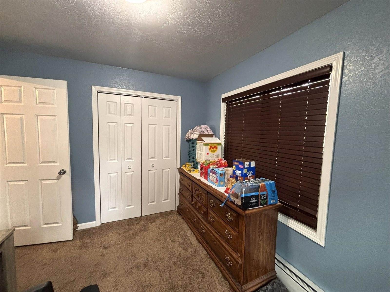 1130 Valley St, Minot, ND 58701