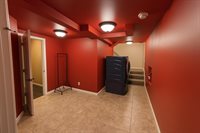 1130 Valley St, Minot, ND 58701