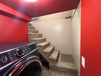 1130 Valley St, Minot, ND 58701