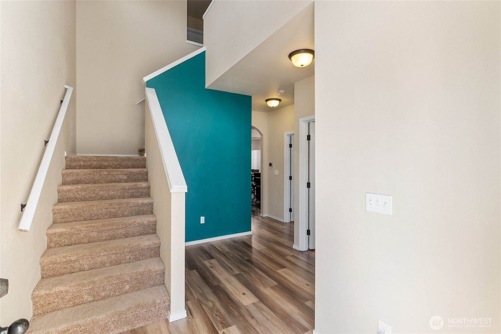 1827 100th Street Court South, Tacoma, WA 98444