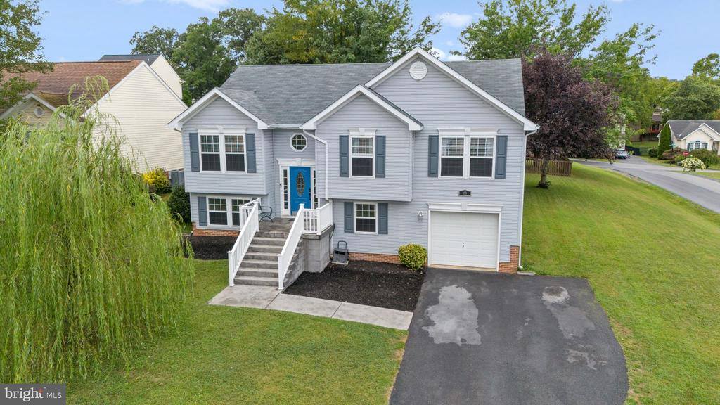 10 Quality Terrace, Martinsburg, WV 25403