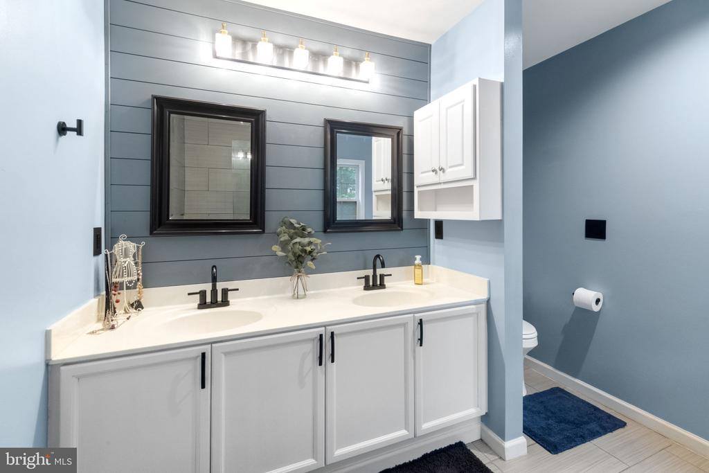 10 Quality Terrace, Martinsburg, WV 25403