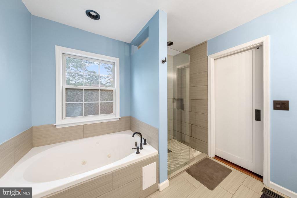 10 Quality Terrace, Martinsburg, WV 25403