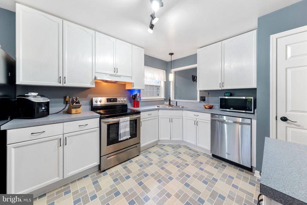 10 Quality Terrace, Martinsburg, WV 25403