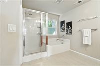 5200 NW 126TH Ter, Portland, OR 97229