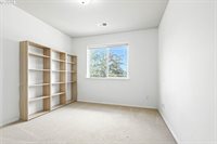 5200 NW 126TH Ter, Portland, OR 97229