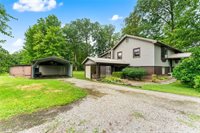 398 Bristol Champion Townline Road, Warren, OH 44481