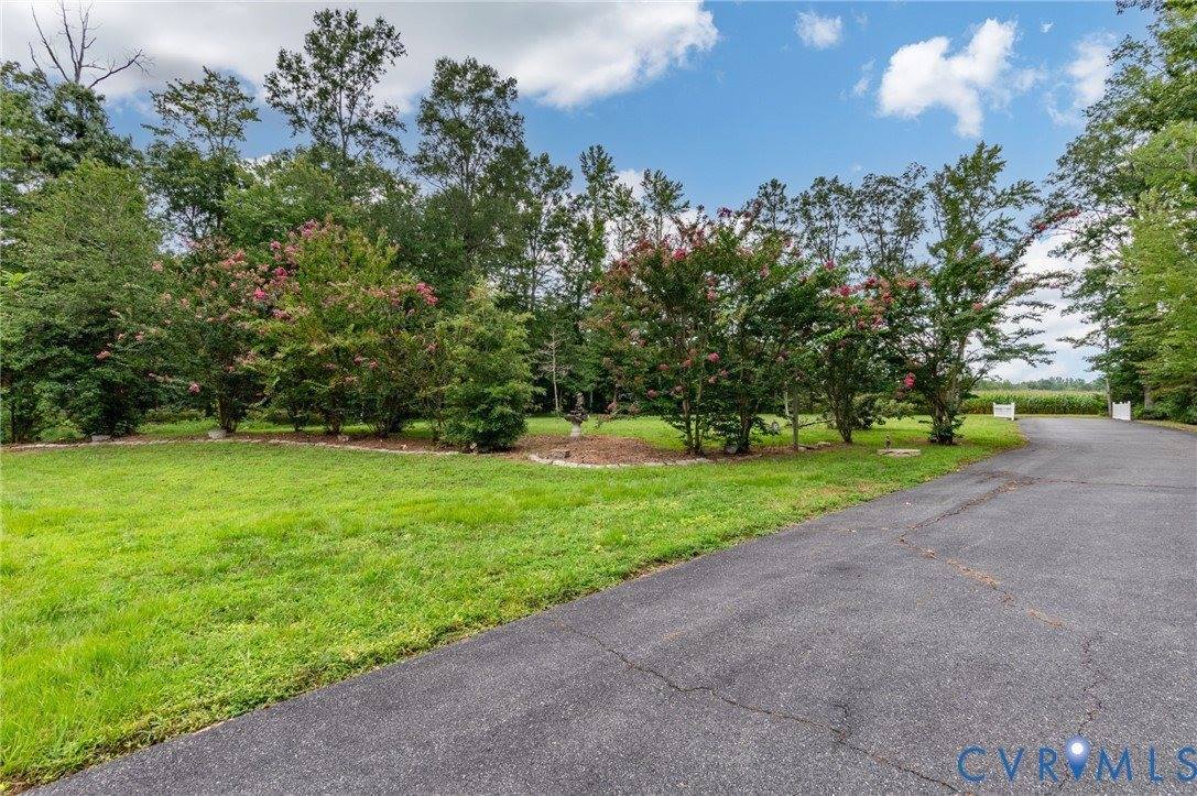 20332 Frog Level Road, Caroline County, VA 22546