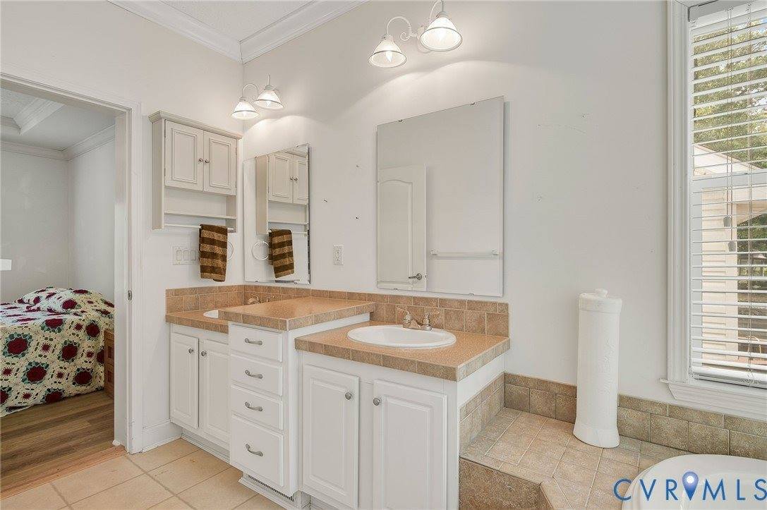 20332 Frog Level Road, Caroline County, VA 22546