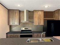 125 Jesse Ln, Walters, OK 73572