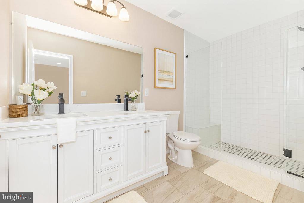 4820 Hayes Street NE, Washington, DC 20019