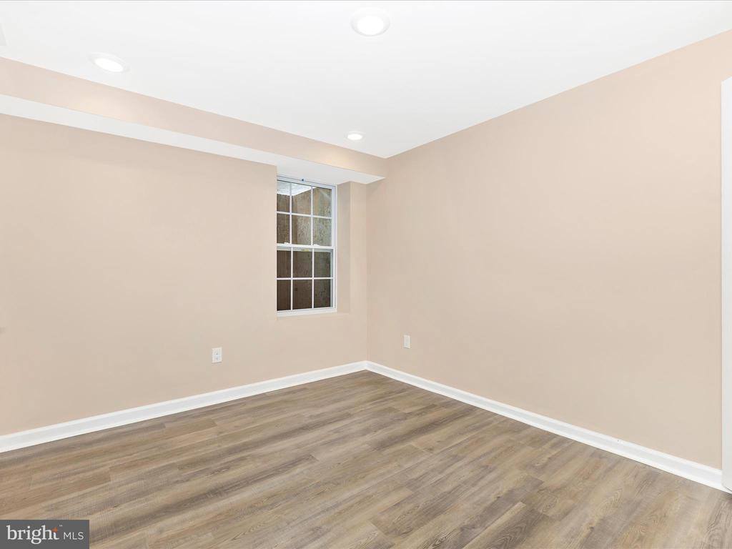 4820 Hayes Street NE, Washington, DC 20019