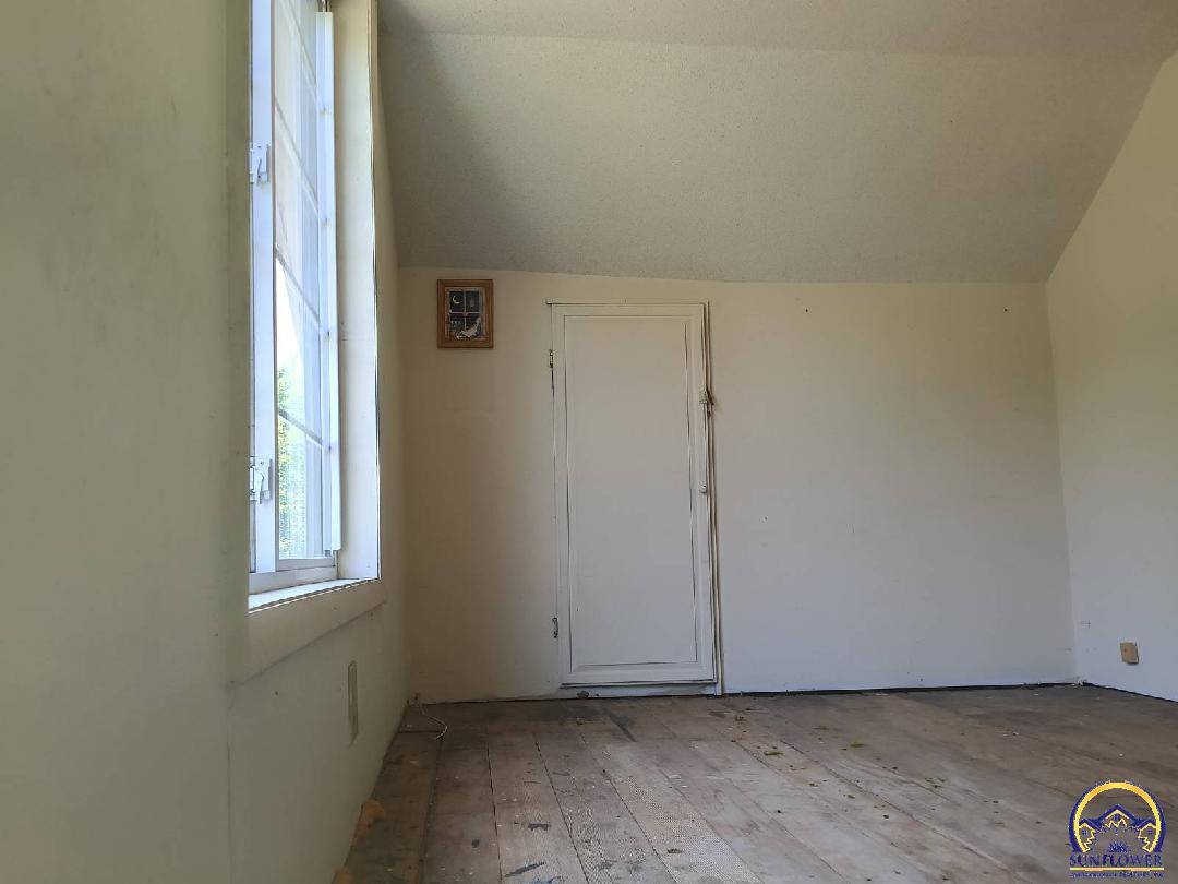 110 South 13th ST, Herington, KS 67449