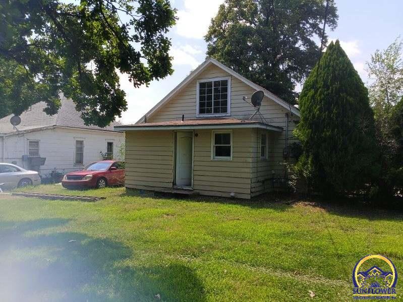 110 South 13th ST, Herington, KS 67449