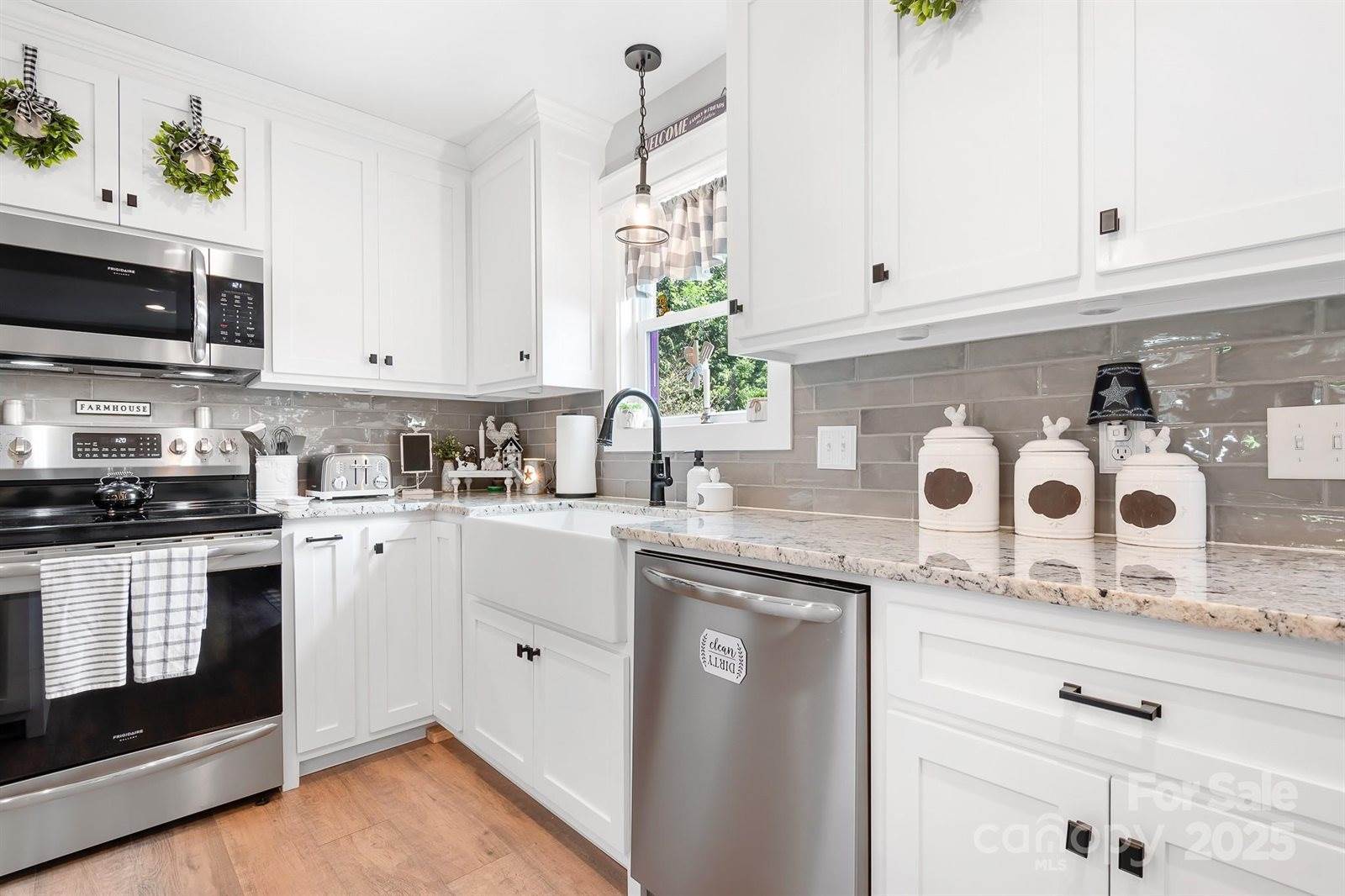 241 C I Chapman Court, Taylorsville, NC 28681